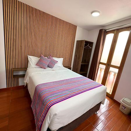 Golden Paris Hotel "Descuentos Junio" Аякучо Екстер'єр фото